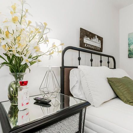 Becky & Marvels 420 Stay - Private Room Kansas City Luaran gambar